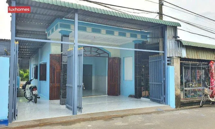 Chủ Ngộp Cần Bán Nhanh Căn nhà ngay Tân Thông Hội 149m2 Sổ Hồng Riêng 1ty3triệu bao phí
