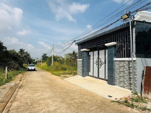 Bán đất 134m² ngang 7m giá 1.35 tỷ Phường Tam Long Bà Rịa