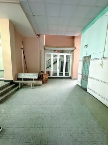 Cho thuê nhà 1 trệt 2 lầu mặt tiền Phường 7 đường Nguyễn văn Tư