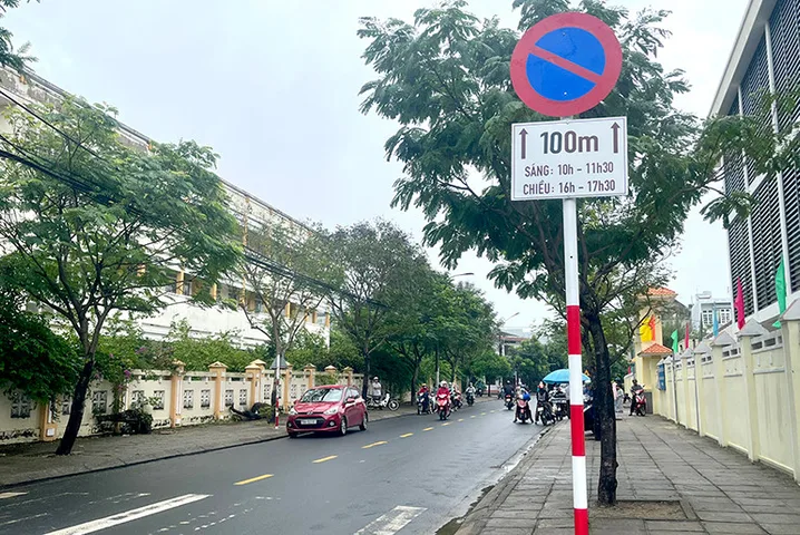 BÁN ĐẤT HOÀ LẠC, SÁT QUỐC LỘ 21, TĐC PHÚ CÁT, Ô TÔ TRÁNH, ĐỐI DIỆN METRO CITY HOÀ LẠC