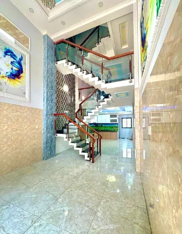 BÁN NHÀ CẠNH LÊ VĂN QUỚI - NGÃ TƯ 4 XÃ - 4PN - HẺM XE HƠI - ( 4X13M )