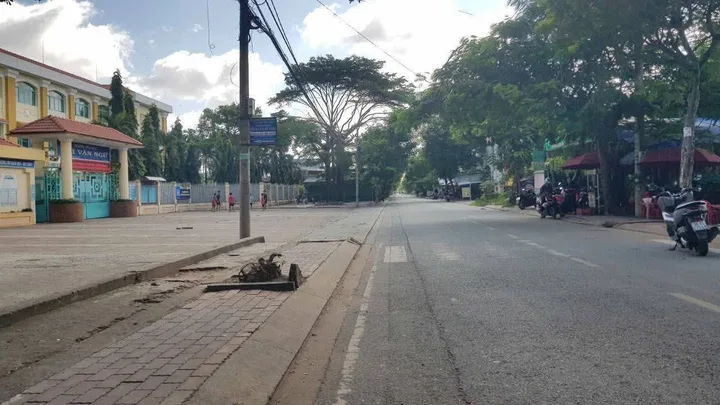 Bán đất 2000m² ngang 50m giá 35 tỷ Xã Bà Điểm
