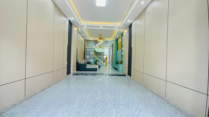 🏠 NHÀ 1 TRỆT 2 LẦU – TRUNG TÂM XÃ LONG HÒA – LONG AN 🏠