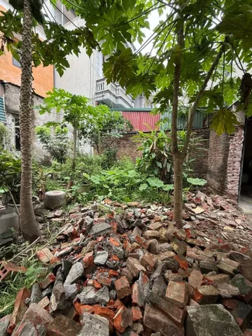Bán đất 102m² giá 11.8 tỷ Phường Xuân Phương
