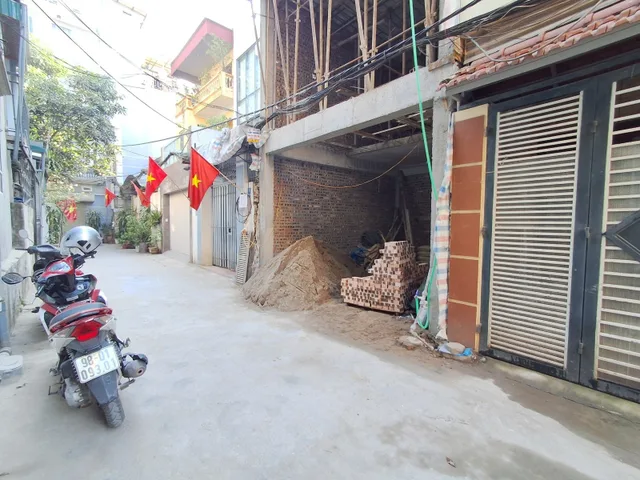Bán nhà Ngọc Thụy 56m² ngang 4.5m giá 15.5 tỷ Phường Bồ Đề (MUA/BÁN BĐS nhắn tin Zalo 0862299066)