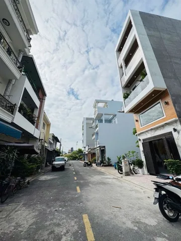 Bán nhà gấp 5 Tầng HXH Bình Trị Đông Bình Tân