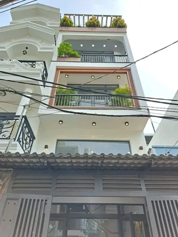 Cô Út bán nhà Hoàng Bật Đạt P15 Q.Tân Bình giá 3tỷ200tr DT 56m2 vuông vức, sổ sẵn hoàn công đầy đủ