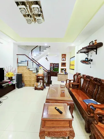 🚗 BÁN NHÀ 3 TẦNG - 94M2( 5.2*18), HOÀN CÔNG - 3PN, 3WC, KHÔNG QH, HỖ TRỢ KHÁCH VAY BANK - NHÀ HẺM XE HƠI - NGAY CHỢ, UBND P. LONG TRƯỜNG, THỦ ĐỨC. (A)