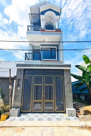 Bán nhà ở thoải mái phong thủy tốt giá vừa tầm tại quận 9