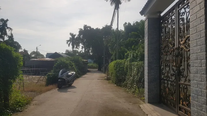 🛑️ Nhanh nhanh còn vài lô đất nền vuông đẹp đầu tư, an cư tuyệt vời 2 NỀN TÂN HIỆP LIỀN KỀ KHU LÊ THỊ LƠ 3TY1/ LÔ DIỆN TÍCH ĐẸP ĐƯỜNG OTO RA 30M NHỰA XÃ HÓC MÔN 
▪︎5,5mm x 20m 110m2 thổ cư