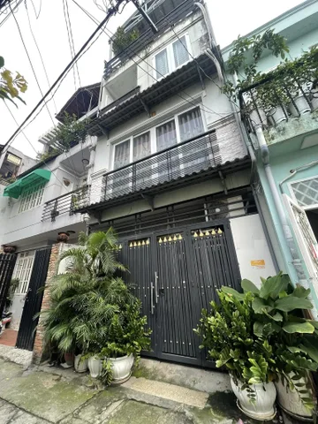 Bán nhà gấp tại Phố Phan Đăng Lưu, Phường 3, Phú Nhuận, 49,2m2, sổ hồng riêng