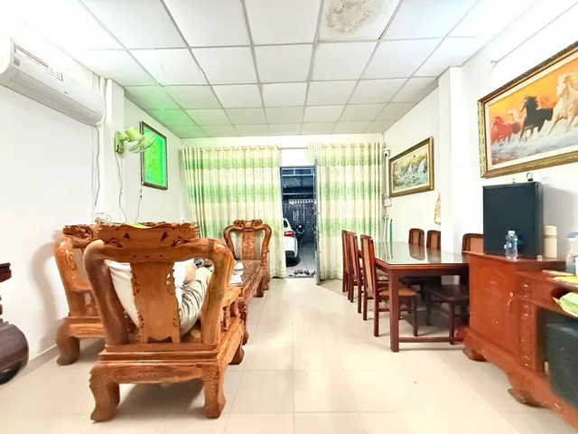 BÁN ĐẤT TẶNG NHÀ CẤP 4 Ô TÔ NGỦ TRONG NHÀ CHỈ NHỈNH 50tr/m2 - 84m2 (4.3x20) - 4.x tỷ P . HIỆP THÀNH QUẬN 12