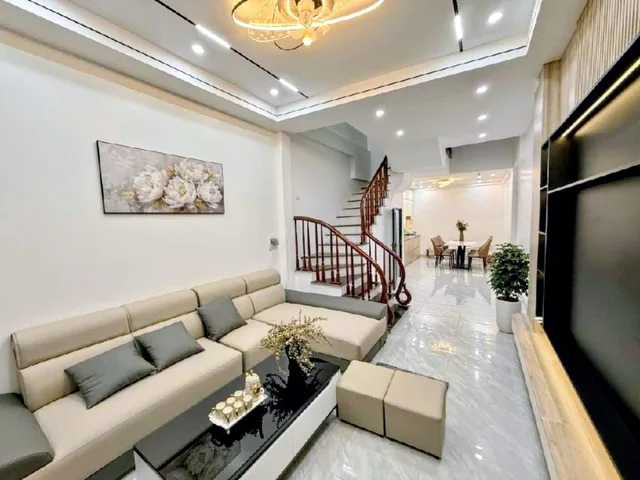 Bán nhà đẹp phân lô ô tô Vũ Tông Phan! Nhà dân xây mới, nội thất đẹp – 38m2 x 5 tầng chỉ 11.68 tỷ