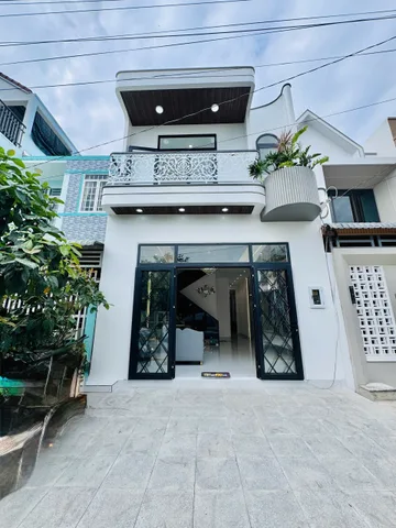 Nhà mặt tiền đường Đoàn Khuê, khu TĐC Vĩnh Quang, phường Rạch Giá, gần chợ và TTTM 30/4