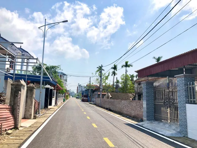 Bán 60 m cách trục thôn 50 tại Sú 2 Lâm Động bán kính 200m: chợ , trường . L/h:076.231.9990 e Thúy