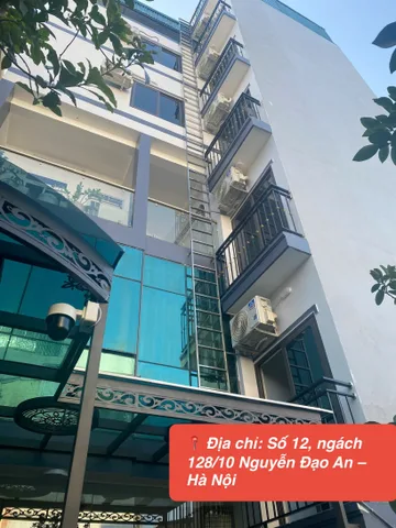 • Cách chợ khoảng 200m
• Cách cửa hàng tạp hoá khoảng 50m
• Gần khu dân cư, quán ăn, sinh hoạt tiện lợi
• Gần các tuyến xe buýt khu Nguyễn Trãi – Thanh Xuân