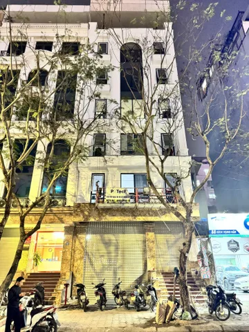 BÁN TÒA NHÀ MẶT PHỐ DỊCH VỌNG HẬU. 160M2 XÂY 9 TẦNG. THANG MÁY.