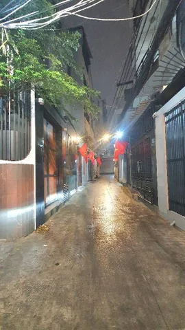 CHDV- 6 TẦNG, DT: 127m² ngang 4,5m giá 23 tỷ Phường Cầu Kiệu