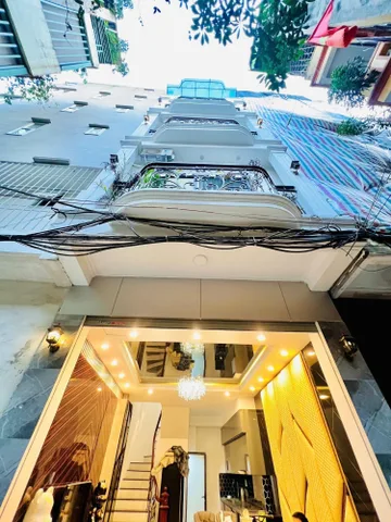 SIÊU HIẾM THANH XUÂN