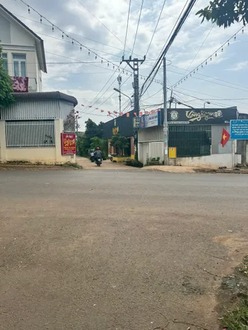 Bán đất 133.1m² có sẵn 50m² thổ cư ngang 5m giá 2.5 tỷ tại Phường Ea Kao