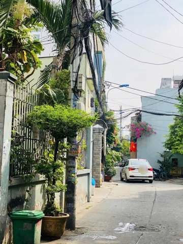 SÁT TÊN LỬA - GẦN CHỢ LÊ ĐÌNH CẦN QUẬN BÌNH TÂN- 84M2- GIÁ 4.95 TỶ NỞ HẬU TÀI LỘC