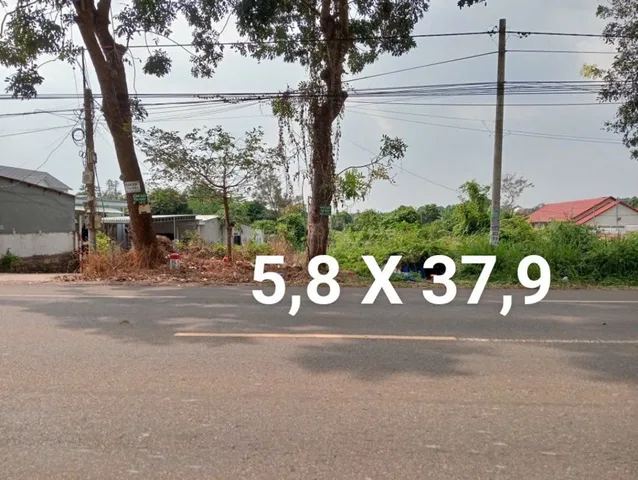 Bán đất 218,2m² có sẵn 100m² thổ cư ngang 5,8m giá 1.73 tỷ tại Xã Ngãi Giao Châu Đức
