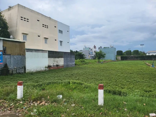 🟥Bán khu đất 3800m² mặt tiền công viên Cá Koi giao đường Kênh Tiêu giá 68 tỷ tại Đường Xuân Thới Thượng