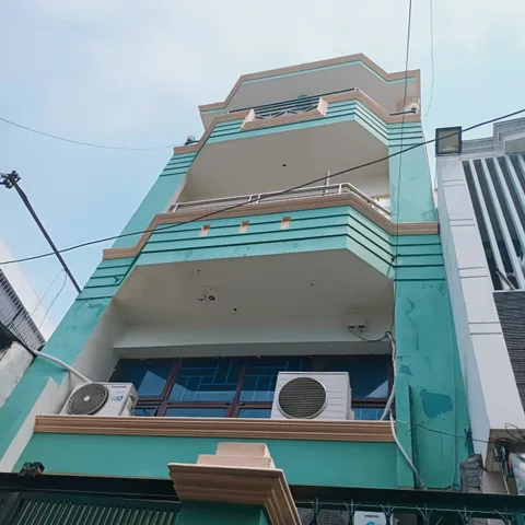 Bán nhà 70m² 4.5m x 16m x 5 tầng giá 8.2 tỷ tại đường Âu Cơ Phường Tân Phú