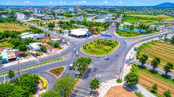 Vợ chồng chủ cần bán gấp lô đất mặt tiền hồ tri tân, long điền, bà rịa vũng tàu