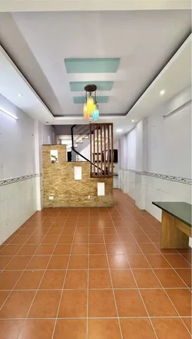 Bán Nhà gần khu Tên Lửa,  3 TẦNG (35.2m2)Ô TÔ ĐỖ CỬA ,giá 2.65 TỶ.