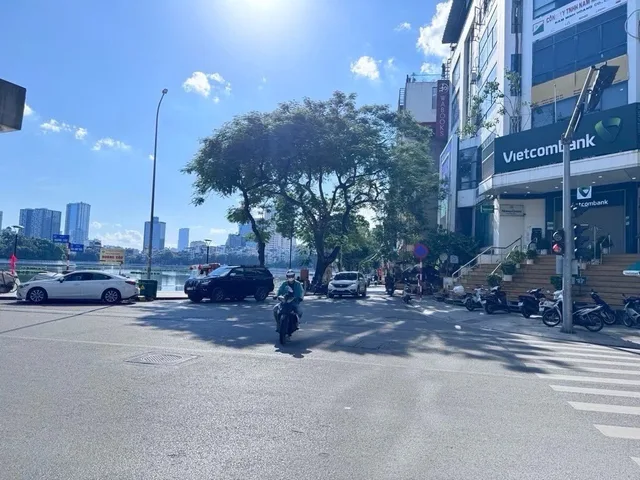 Bán nhà Hoàng Cầu - Ô Chợ Dừa - Đống Đa 57m² full thổ cư ngang 5,2m giá 29 tỷ tại Phường Đống Đa
