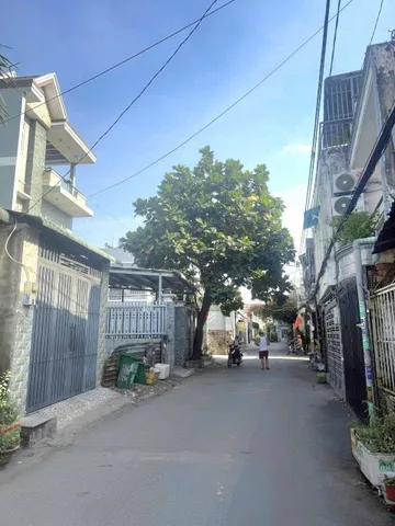 Bán đất 100m² có sẵn 83m² thổ cư ngang 5m tại Xã Bà Điểm