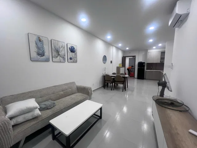 Cho thuê căn hộ 63m2 view hồ bơi, full nội thất đẹp xách vali vào ở chỉ 6,5 triệu/th