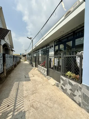 🏠 SỞ HỮU NHÀ ĐẸP LÔ GÓC KÈM DÃY NHÀ TRỌ - THU NHẬP 240 TRIỆU/NĂM - MỸ YÊN