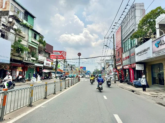 QUÁ GẤP_ CHỦ CẮT LỖ, BÁN NHANH, Ngay HOÀNG Văn Thụ, K300, Nguyễn Thái Bình. 63 M2, ngang 4.3M x 14.5M chỉ 5 tỷ 880