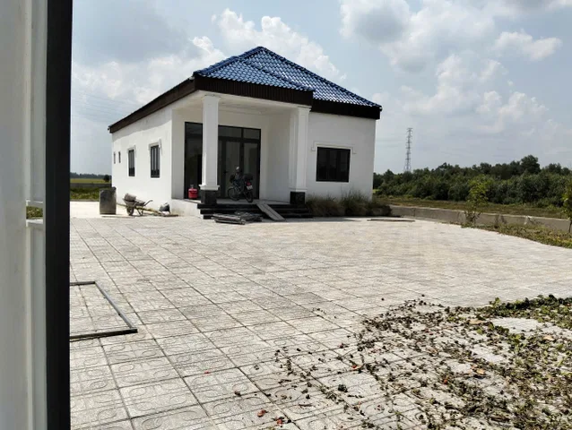 Bán nhà 1192m² có sẵn 179m² thổ cư ngang 20m giá 15 tỷ tại Xã Thái Mỹ