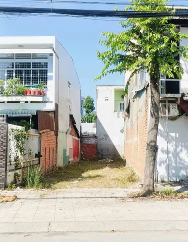 Cần bán lô đất ngay Thị Trấn Củ Chi 83m2 sổ hồng riêng 820triệu bao phí