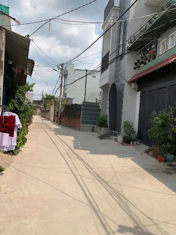 Bán căn nhà ngay Tân Hiệp Hóc Môn 87m2 sổ hồng riêng 1050triệu