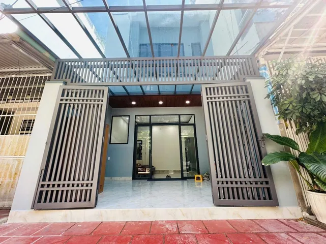 Bán nhà 72.3m² có sẵn 72,3m² thổ cư ngang 5m giá 8.3 tỷ tại Phường Vĩnh Nguyên Thành phố Nha Trang