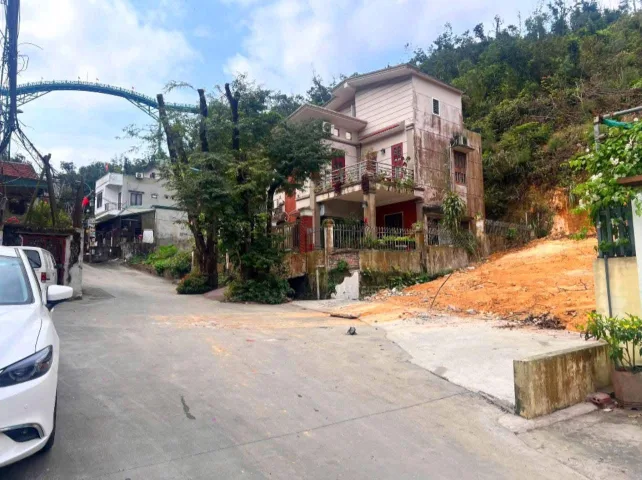 BÁN ĐẤT YẾT KIÊU, PHƯỜNG HỒNG GAI