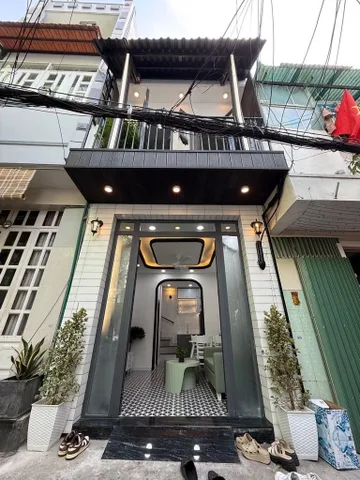 Bán nhà sổ hồng riêng bình thạnh, gần q1