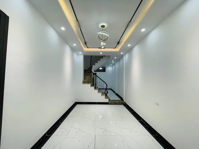Bán nhà đẹp phân lô ô tô Tô Vĩnh Diện! Dân xây mới long lanh – 45m2 x 4 tầng – Chỉ 15.55 tỷ