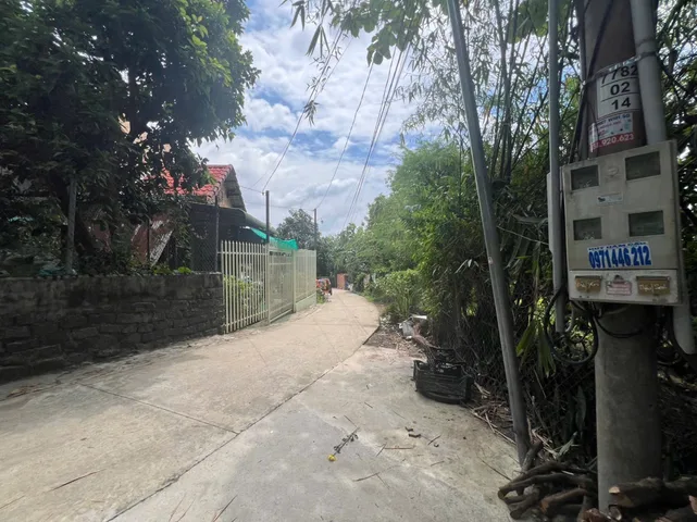 Bán gấp lô đất full thổ cư, đường nhựa
