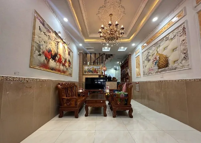 BÁN NHÀ ĐẸP SÁT TÂ.N KỲ TÂN QUÝ - KLG - ĐƯỜNG XE TẢI - 4PN - ( 4X17M )