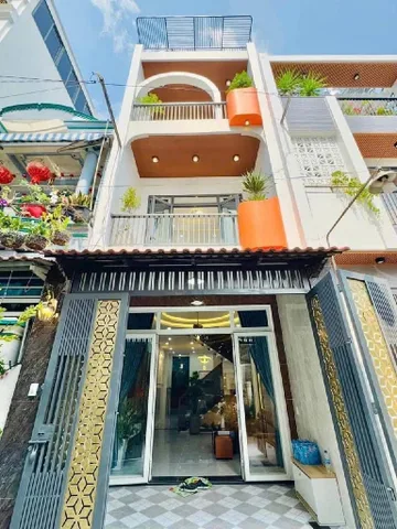 Bán nhà sổ hồng riêng, 3 tầng, gấp bán