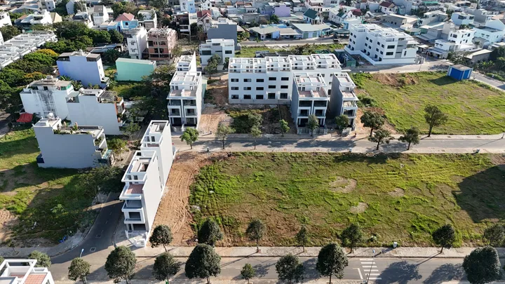 Đất nền khu đô thị Cát Lái - Sở hữu vị trí vàng tại Quận 2 - 100m2 - Sổ hồng sẵn - Giá 45 triệu/m2