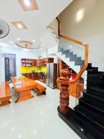 🚗 BÁN NHÀ 4 TẦNG - 78M2( 4*19.5), HOÀN CÔNG ĐỦ - KHÔNG QH, Ở NGAY ĐÓN TẾT - NHÀ HẺM XE HƠI - GẦN ĐHTC MAKERTING, CHỢ LÒ LU - LONG TRƯỜNG, THỦ ĐỨC.(A)