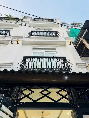 Bán nhà gấp 5 Tầng HXH Phạm Văn Bạch Tân Bình