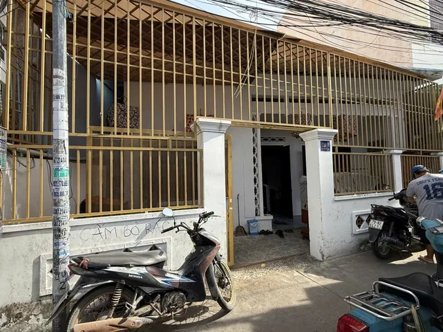 Bán nhà 80.5m² full thổ cư ngang 8.4m giá 3.6 tỷ tại Phường Nam Nha Trang