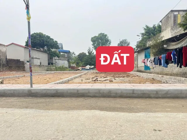 Bán gấp 100m² full thổ cư ngang 5m giá 3.95 tỷ tại thôn Phú Hữu Tân Xã trung tâm Hòa Lạc